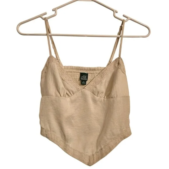 ♡ Wild Fable Cream Lace Trim Handkerchief Crop Top - XS ♡ - Picture 2 of 6